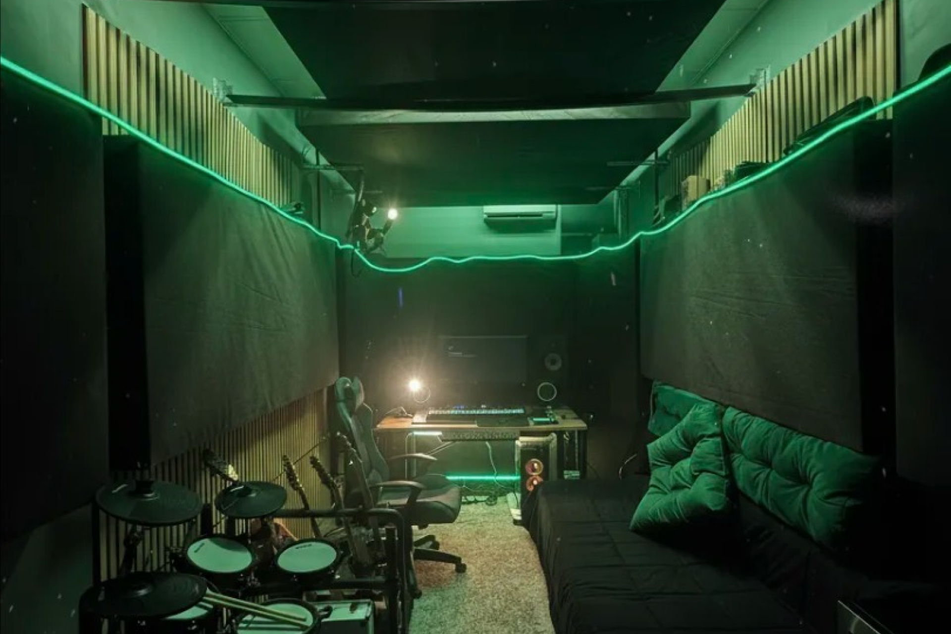 РУМ СТУДИО — рабочее место звукорежиссёра